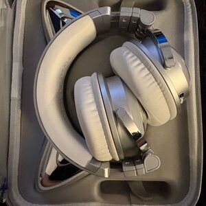 Brookstone Limited Edition Ariana Grande Wireless Headphones